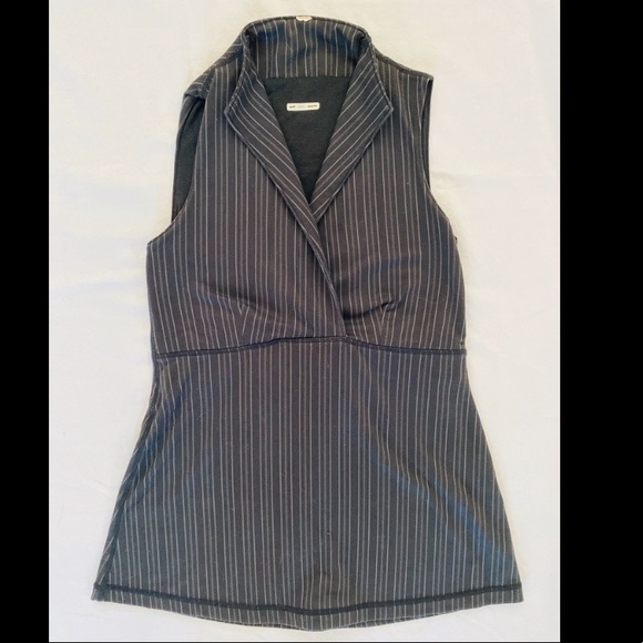 Lululemon workout tank - Picture 1 of 1